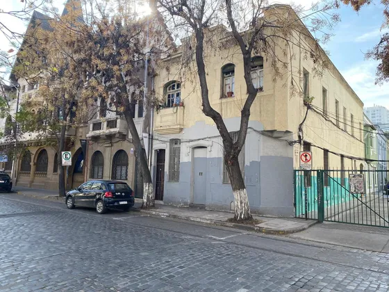 Casona Patrimonial A Un Excelente Precio Y A Pasos Del Metro