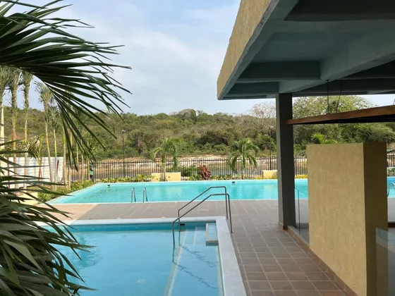Apartamento En Arriendo En Capriella  Con Vista Al Lago Y A 5 Min De La Playa