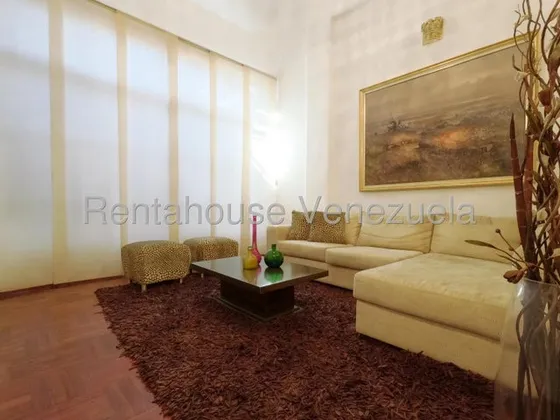 Fredxia Castillo Vende Majestuosa Casa En El Pedregal, Zona Exclusiva Del Este De Barquisimeto # 25-11495