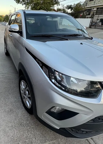 Mahindra Kuv100 1.2 Deluxe