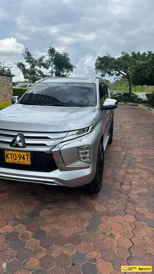 Mitsubishi Montero 2.5 215 Hp