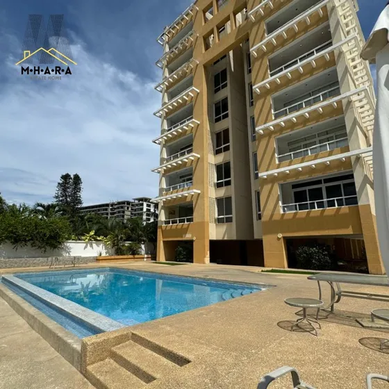 Apartamento En Venta Amplio Y Moderno Con Vista A La  Marina De Caraballeda Y Puesto Para Bote