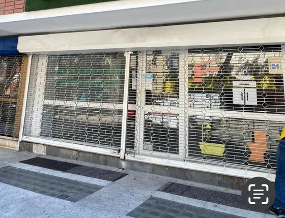 Local En La Av. Miguel Ángel De Colinas De Bello Monte Kh9