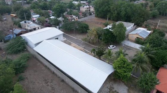 Finca En Venta Con Nave, Cabaña, Caballeriza