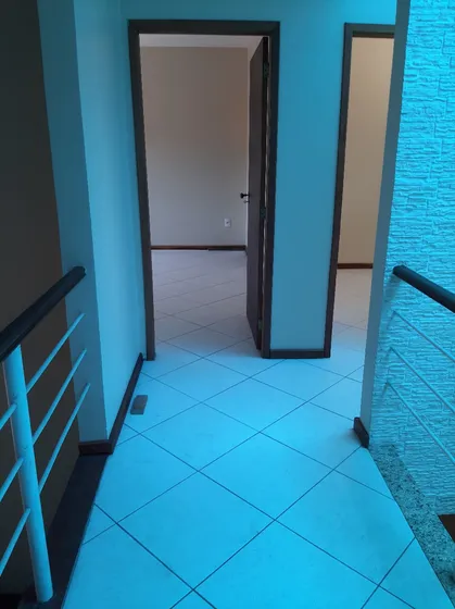 4 Quartos 3 Banheiros Garagem Para 3 Carros