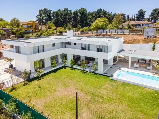 Casa En Venta En Bosque Montemar