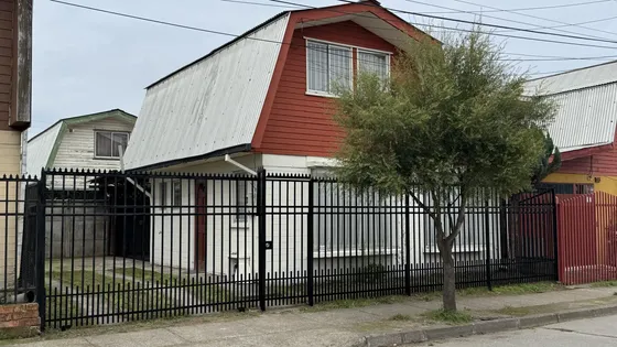 Lomas Santa Maria, Casa Indepediente