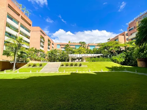 Ss: Vende Apartamento 24-12608 En Campo Alegre De 255 M2, 3h/4b/4pe
