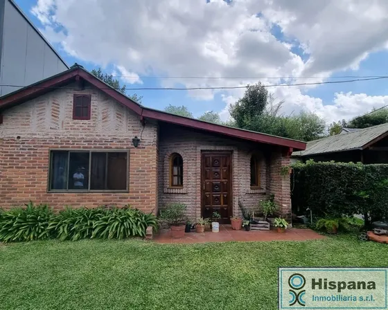 Casa En Venta En El Barrio Cerrado  La Lonja Country Club , La Lonja, Pilar.