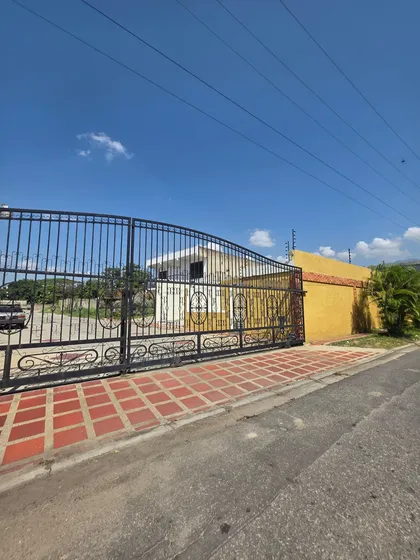 Parcelas En Venta En Conjunto Privado La Encantada Pueblo De San Diego Estado Carabobo - 324 Metros2 De Terreno Gavip