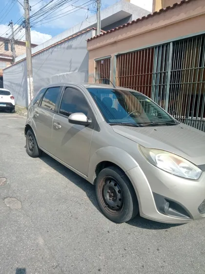Ford Fiesta 1.0 Rocam Se Plus Flex 5p