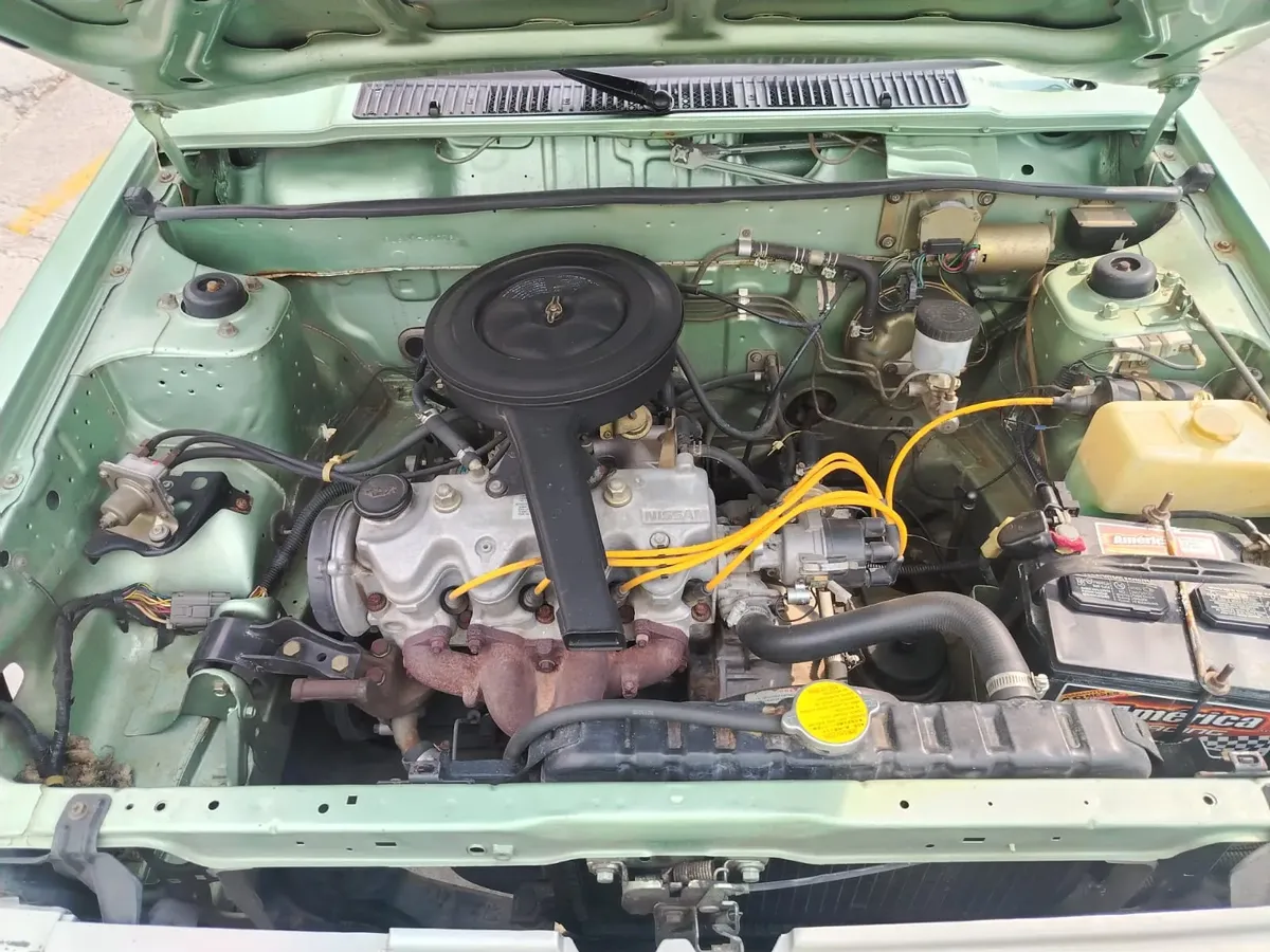 Nissan Tsuru 19864402731537675264017