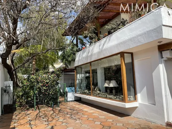 Casa En Venta De 5 Dorm. En Campus Oriente