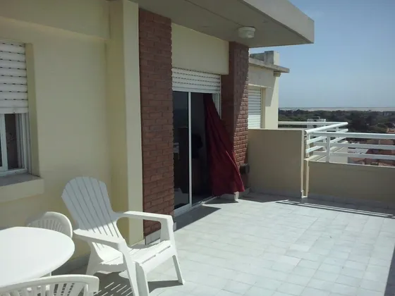 Hermoso Departamento 2 Ambientes C/ Cochera Frente Al Mar