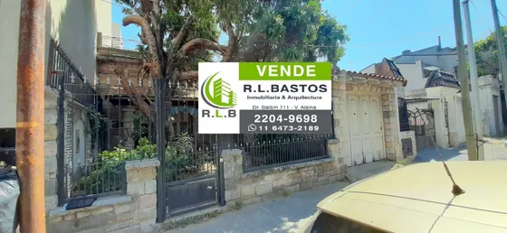 Casa De 6 Amb Con Cochera Jardin Al Frente Dos Terrazas Grandes Y Amplio Patio Valentin Alsina