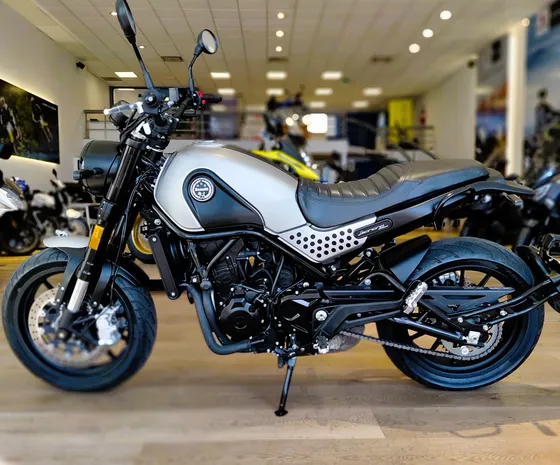 Benelli Leoncino 500 Impecable Financiaciones 4000km