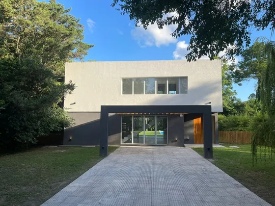 Venta (o Alquiler) De Casa A Estrenar En Goler's C.c