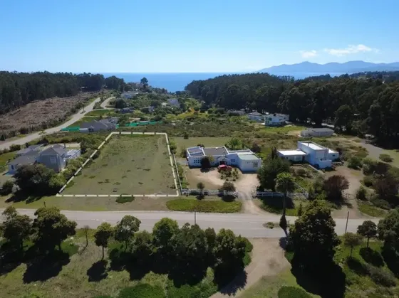 Sitio De 2.400 Metros, Con Vista Al Mar, En Costa Quilen