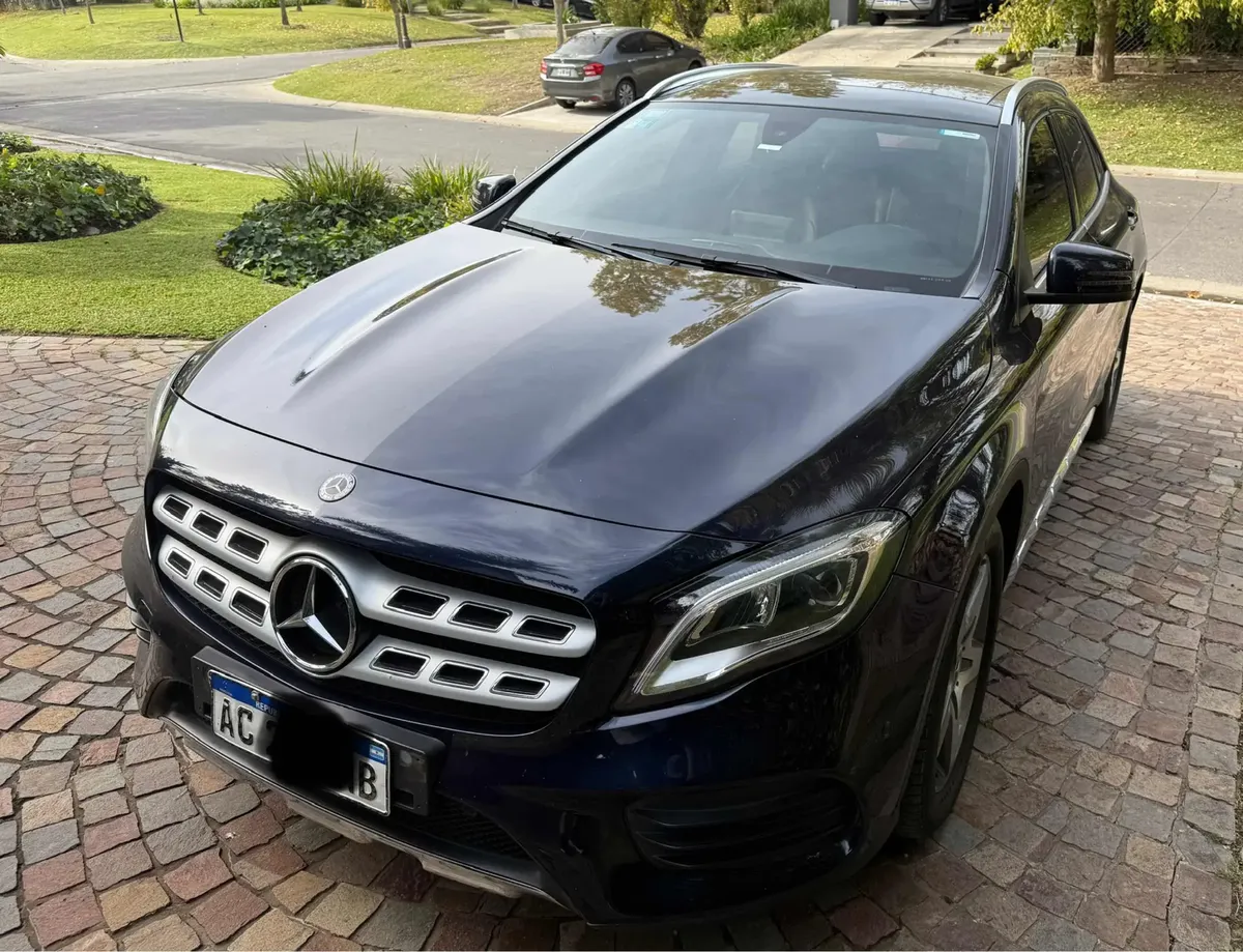 Mercedes-Benz GLA GLA250 4MATIC