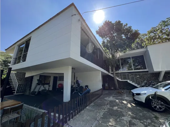 Casa En Venta En Medellín - Las Palmas 