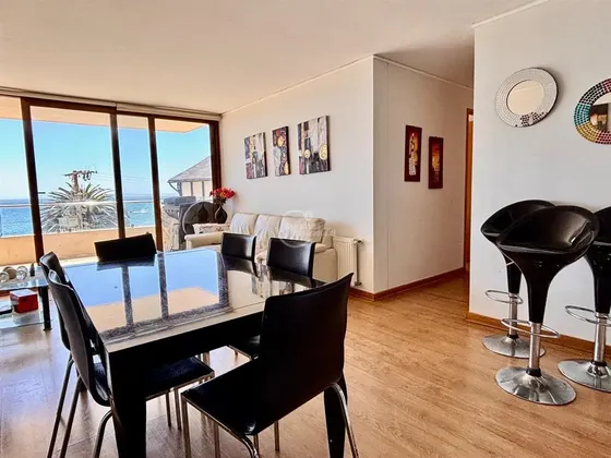 Venta Departamento En Concón De 3 Dorm. Primera Linea Playa