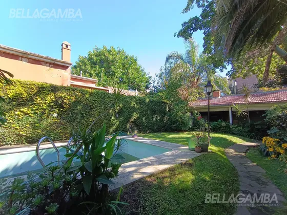 Casa Venta Tigre 4 Ambientes Jardin Piscina Garage