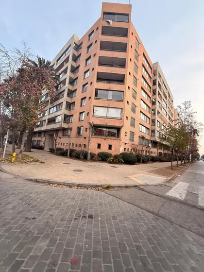 Estupendo Departamento En Barrio República.