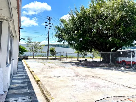 Galpon En Alquiler La Concordia San Cristóbal Mg233