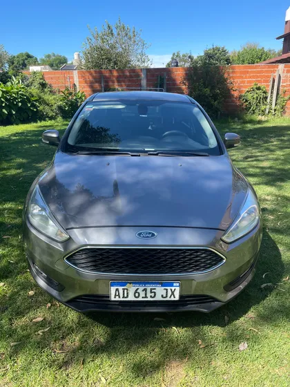 Ford Focus Iii 1.6 Sedan S