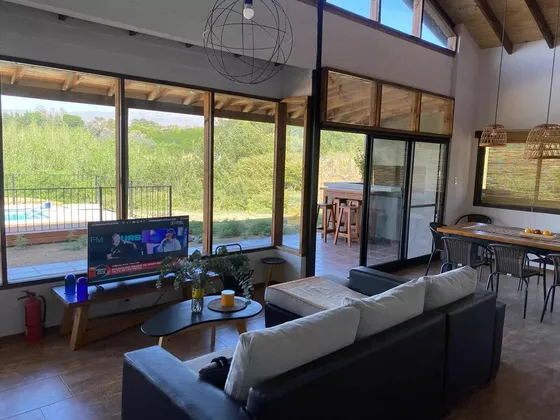 Casa En Venta - 3 Dormitorios 2 Baños - 900mts2 - Villa Yacanto, Calamuchita, Córdoba