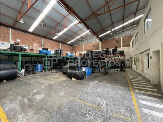 Arriendo Bodega En Itagui 