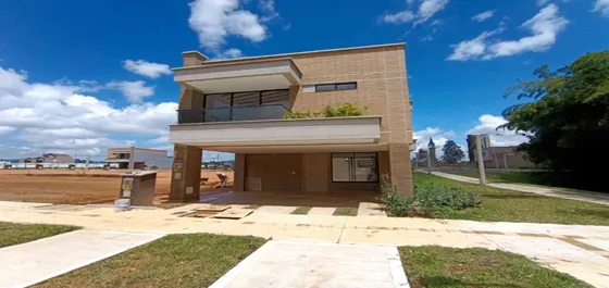  Casa En Arriendo Ubicada En Rionegro Sector Quirama (26973).