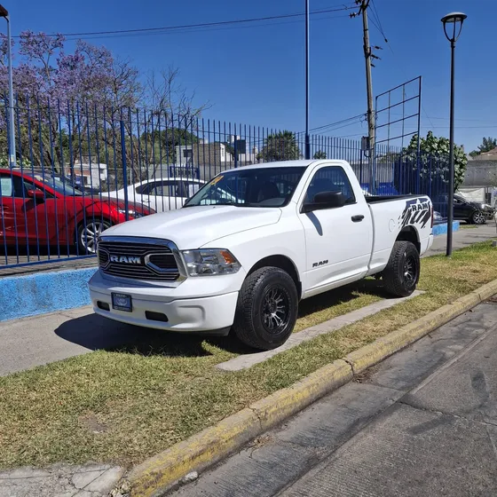 Dodge Ram 1500 St Regular Cab 3.6l 4x2