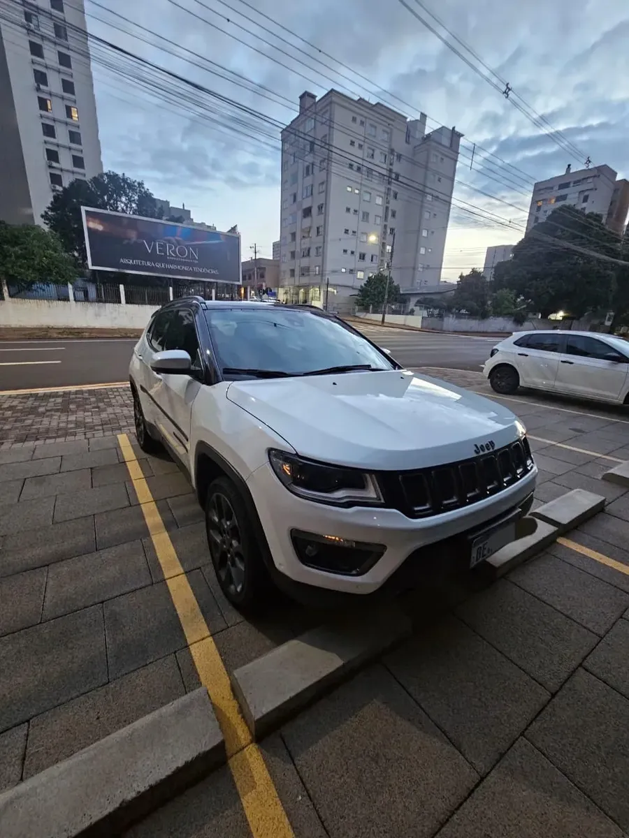 Jeep Compass 2021 2.0 S 4x4 Aut. 5p 9 Marchas — foto 3