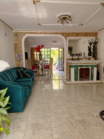 Casa En Altos De Copacabana Kz6