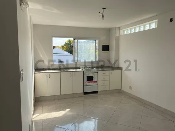 Departamento 2 Ambientes En Venta En Temperley.
