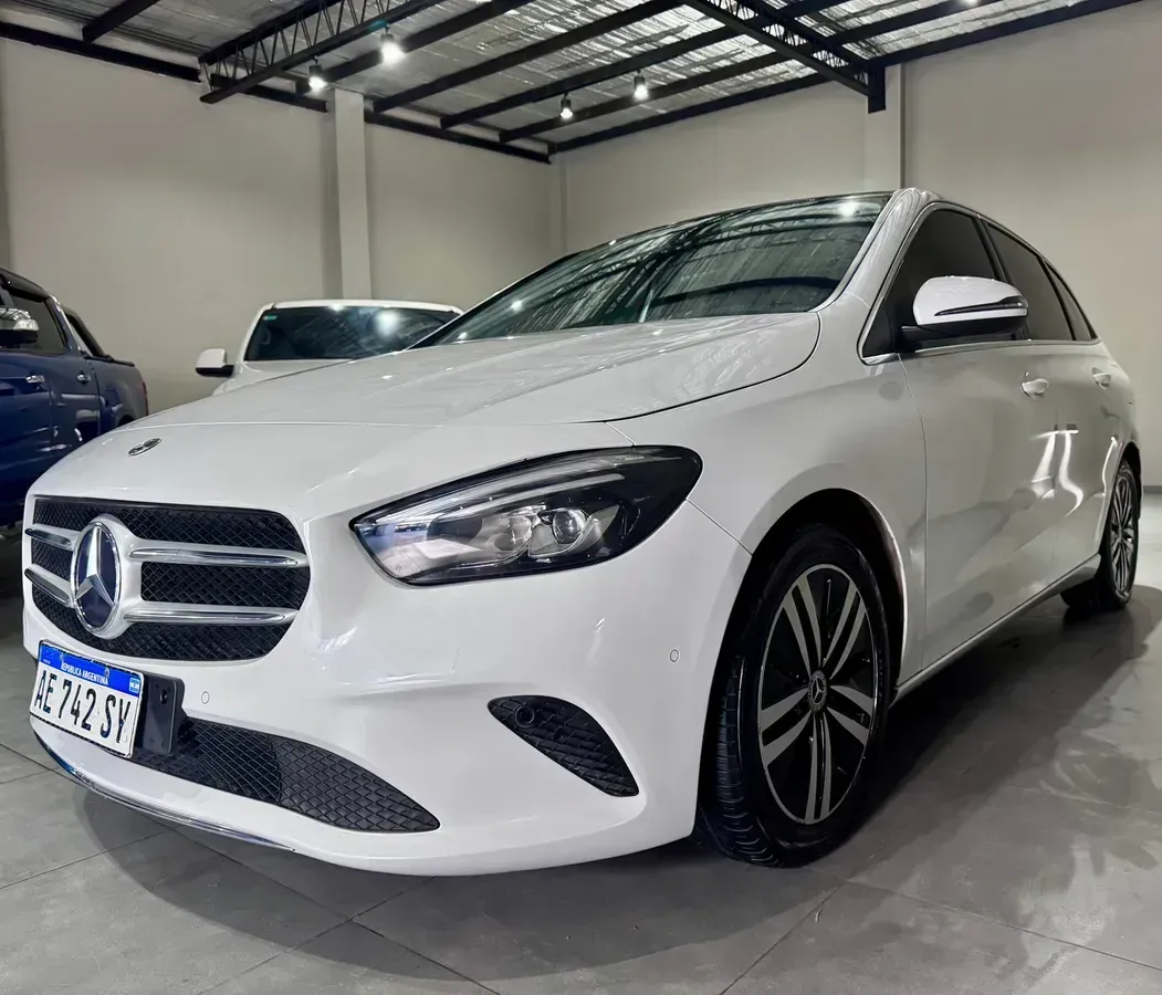 Mercedes-Benz Class B 1.3 163 hp Progressive