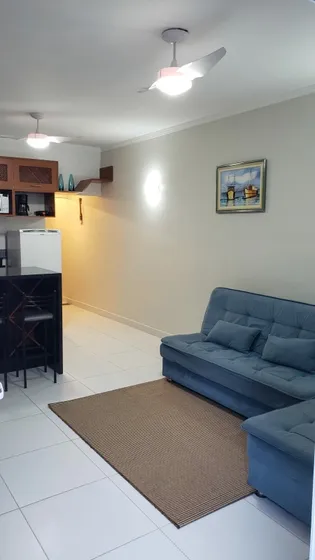 2 Dormitórios,  Sendo 1 Suite