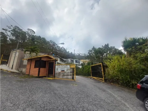 Casa En Venta 640m2 De Terreno Parque Urbanizacion Colinas De Carrizal