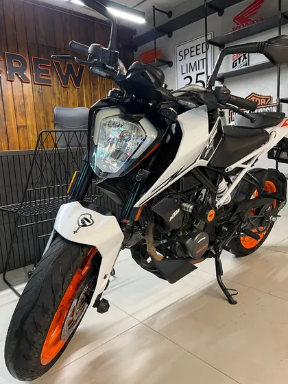 Ktm Duke 200 Ng Modelo 2023 Km 23.000 Soat Agosto  2025 Tecn