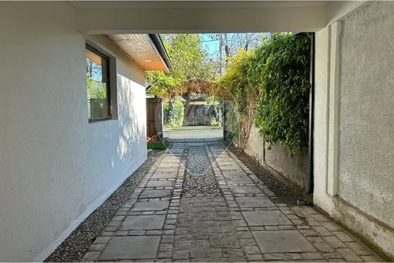 Oportunidad Completamente Remodelada