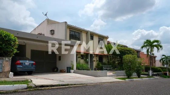 Meb Se Vende Casa Parque Mirador Conjunto Cerrado, Vigilancia 24/7 Y Pozo 285983