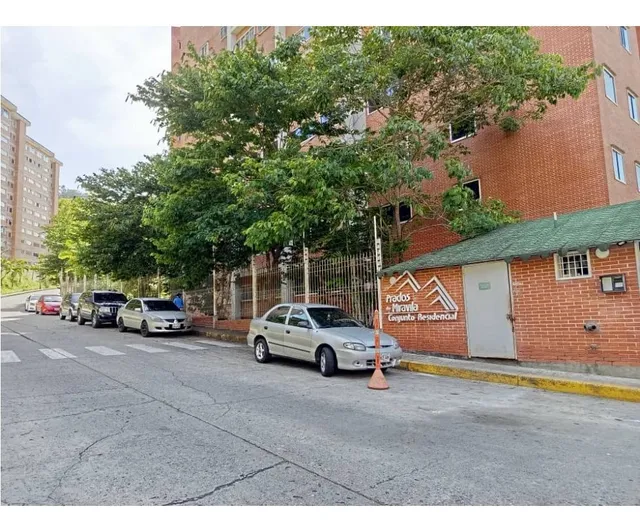 Hermoso Apartamento En Miravila Con Muchas Áreas Verdes (yq)