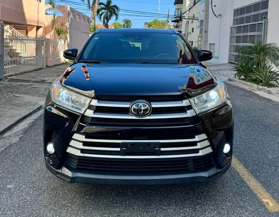 Toyota Hailander Xle Toyota Hailander Xle A