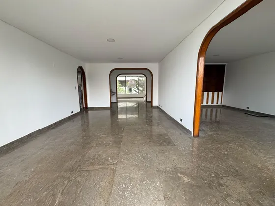 Hermoso Apartamento En El Campestre Con Muy Buenos Espacios Ideal Para Remodelar 