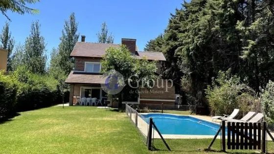 Casa En Alquiler En Santa María De Los Olivos, Pilar