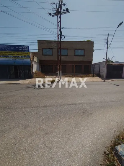 Local Comercial En Alquiler En Porlamar, El Poblado, Av. Terranova Cod: 1381