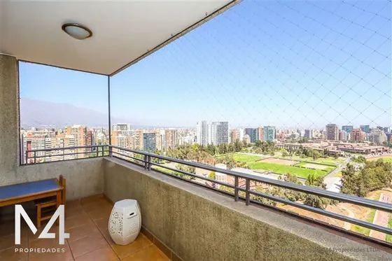 Departamento En Venta De 3 Dorm. En Las Condes
