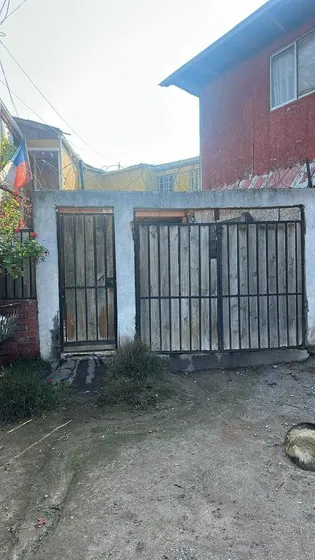 Se Vende Casa En Pudahuel (102232)
