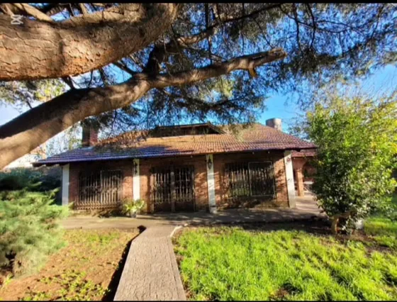 Casa Quinta W. Morris, Hurlingham. Apto Credito
